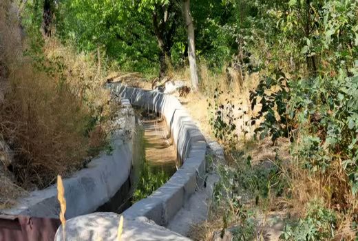 بهره‌برداری از کانال بتنی آبیاری در روستای کهنمو اسکو