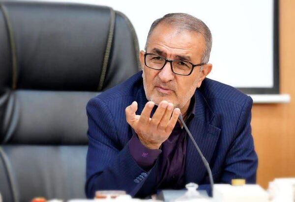 وحدت مردم و مسئولان، کلید موفقیت در تنظیم بازار و عبور از چالش‌ها