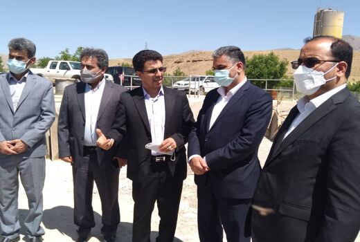 بازدید مدیرکل امور استان‌های وزارت جهاد کشاورزی از مزارع گیاهان دارویی در سفر به استان لرستان
