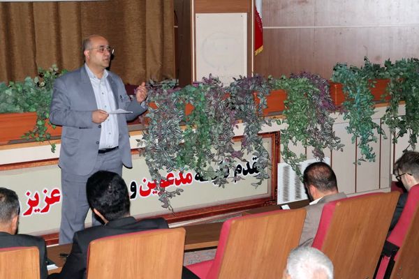 حمایت از تولیدکننده و مصرف‌کننده وظیفه اصلی جهادکشاورزی است