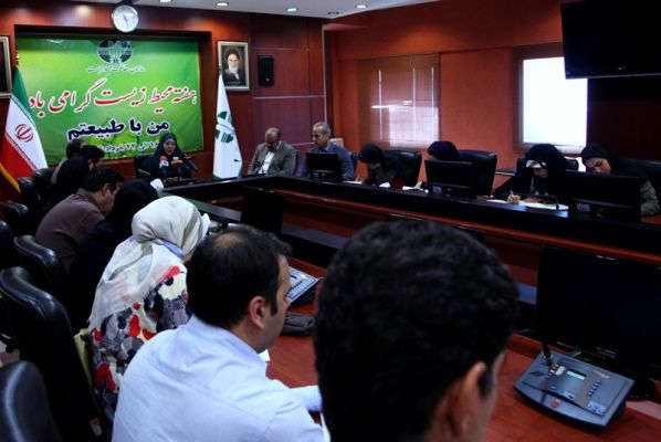 سند توسعه دریایی کشور آماده اجرا است/ ابلاغ برنامه ملی پایش دریاها / نهنگ ها برای تغذیه به آب های ایران آمدند/ کاهش ۹۰ درصدی جمعیت فک خزری/ آلودگی میکروبی شمال نگران‌کننده است/ ساحل آخرین زیستگاه دست نخورده ماست