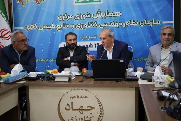 ظرفیت ۲۰۰ هکتاری گلخانه&zwnj;های صادرات&zwnj;محور در آذربایجان شرقی