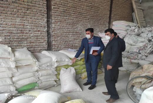 کشف بیش از  ۹ تن آرد یارانه ای در شهرستان میاندوآب