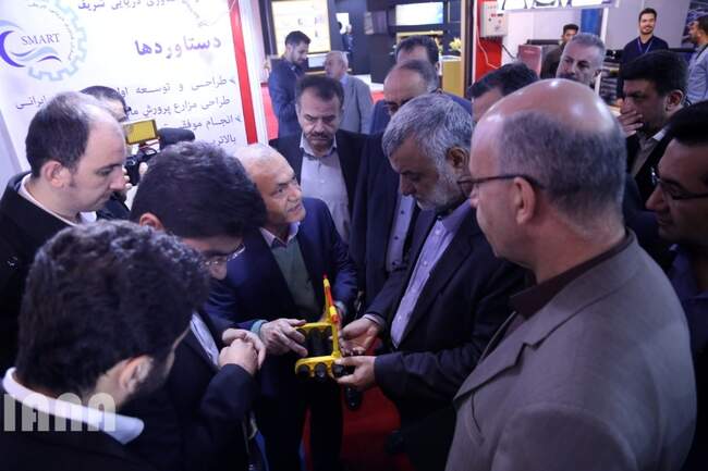 بازدید وزیر جهاد کشاورزی از چهارمین نمایشگاه بین المللی شیلات، آبزیان و غذاهای دریایی