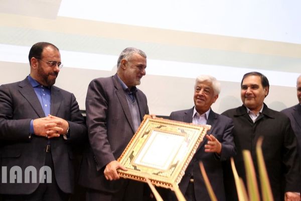 تقدیر فرزندان شاهد شاغل در وزارت جهاد کشاورزی از خدمات محمود حجتی
