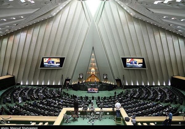 وزیر جهادکشاورزی با استمهال تسهیلات کشاورزان استان کردستان موافقت کرد