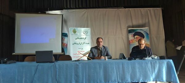 6 درصد از کل تولیدات کشاورزی کشور در آذربایجان غربی تولید می‌شود