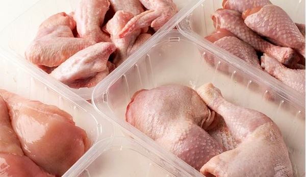 خروج گوشت مرغ، کمبود در بازار خراسان شمالی را دامن زد