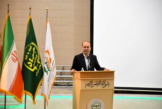 تجارت محصولات کشاورزی نباید به‌عنوان یک حرفه منفی در جامعه معرفی شود