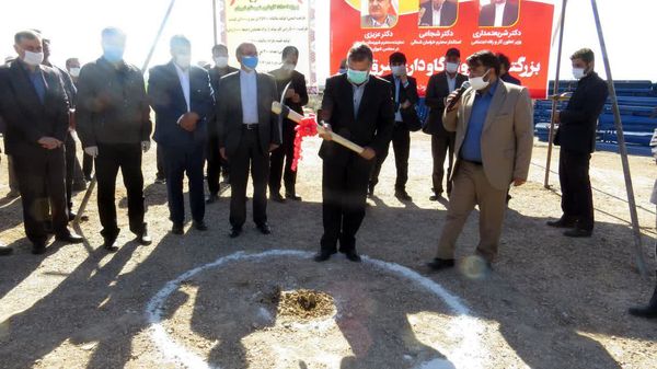 گاو داری 10 هزار راسی در خراسان شمالی کلنگ زنی شد