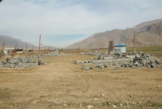 قلع و قمع مستحدثات غیر مجاز در بخش فلارد شهرستان لردگان