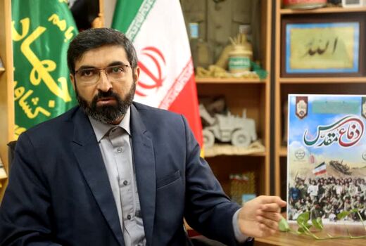 از دیدار با خانواده شهدا تا برپایی نمایشگاه مهندسی رزمی در هفته دفاع مقدس