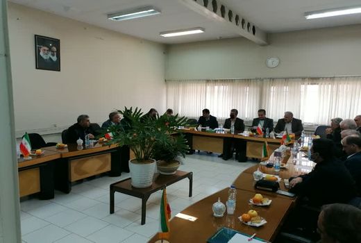 برگزاری نشست هم اندیشی مرکز توسعه مکانیزاسیون با انجمن ها و اتحادیه های تولید کننده ماشین ها و ادوات کشاورزی