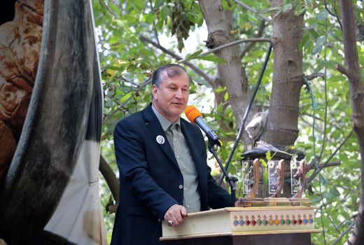 تلاش ویژه استاندار کردستان برای بخش کشاورزی ستودنی است