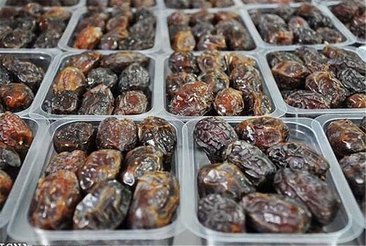 توزیع خرما با نرخ مصوب در ماه مبارک رمضان