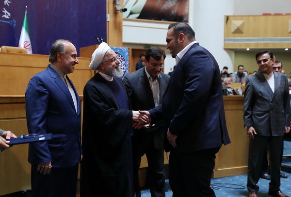 دیدار دکتر روحانی  با ورزشکاران 
