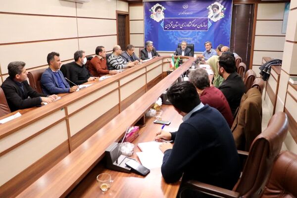 نشست مشترک سرپرست سازمان جهاد کشاورزی استان قزوین با مدیران پیشران پروژه‌های کشاورزی