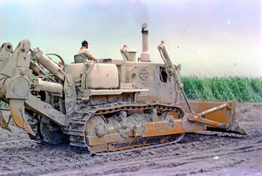 ناگفته‎های فرمانده قرارگاه حمزه سید الشهدا (ع) پشتیبانی و مهندسی جنگ جهاد در دوران دفاع مقدس