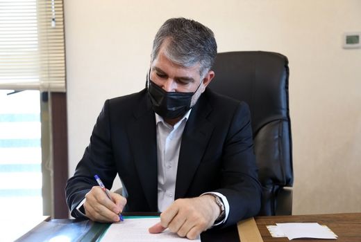 وزیر جهاد کشاورزی خدمات ارزشمند روستائیان و عشایر را تکریم کرد