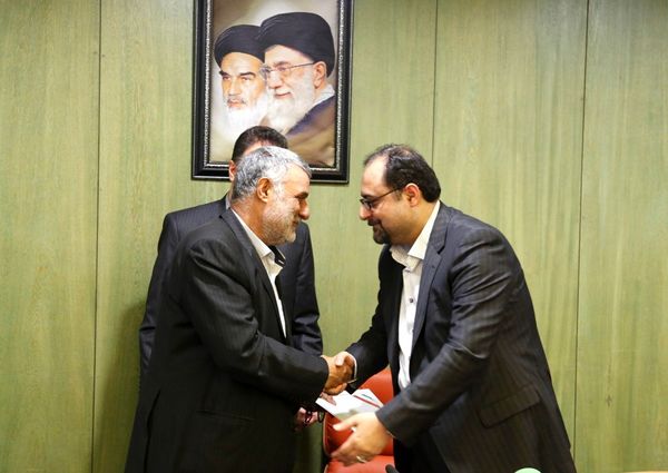  تقویت تعاونی‌ها و  زنجیره‌های تولید کشاورزی 