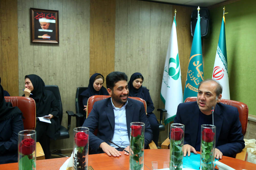 مراسم گرامیداشت روز زن در موسسه جهاد استقلال  