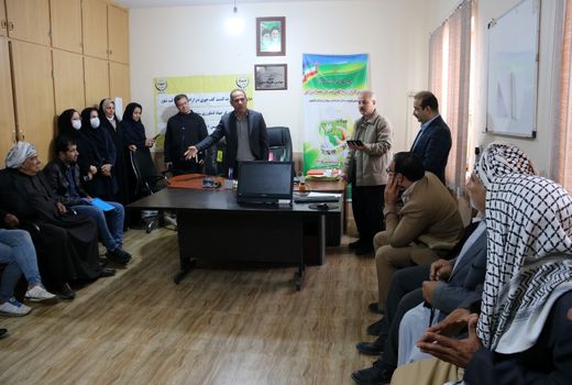 ترویج الگوی کشت در مزارع خوزستان با کاروان ترویجی