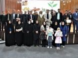 تجلیل از 6 اثر نقاشی برتر در همایش بزرگداشت روز جهانی خاک در استان چهارمحال و بختیاری