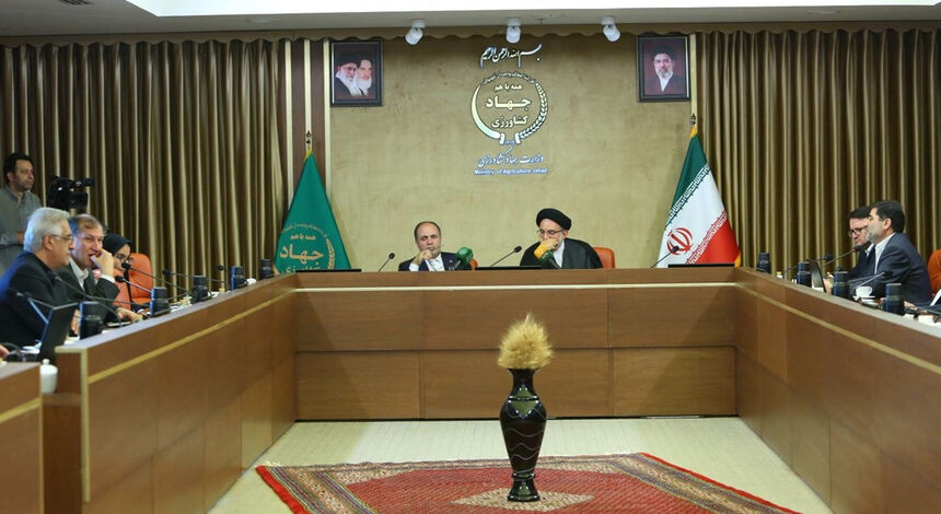 ظرفیت وقف در خدمت امنیت غذایی / موقوفات گره‌گشای مسائل کشاورزی است
