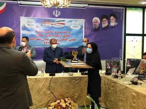 13 تولید کننده برتر استان البرز از شهرستان نظرآباد معرفی و تجلیل شدند 