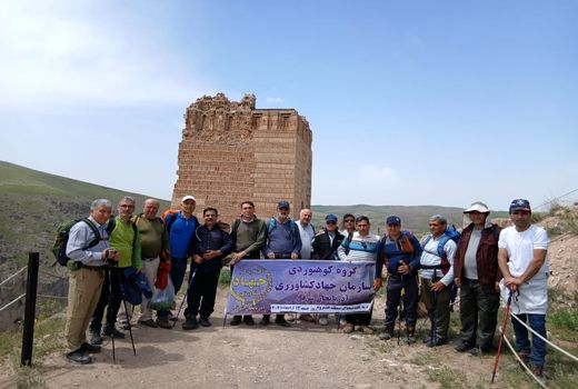 صعود موفقیت آمیز گروه کوهنوردی جهادکشاورزی آذربایجان شرقی به قلعه ضحاک 