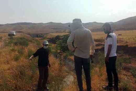 تحویل زمین پروژه احداث کانال آبیاری عمومی و فلوم روستای ساری بیگلو در شهرستان خداآفرین