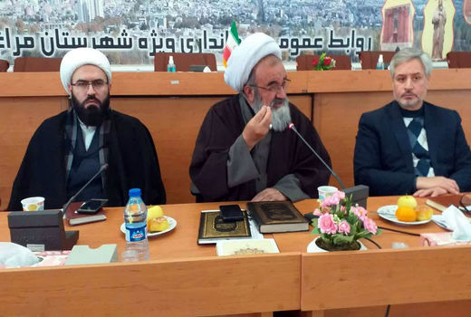 در دین اسلام بر استفاده از غذای حلال بصورت موکد توصیه شده است