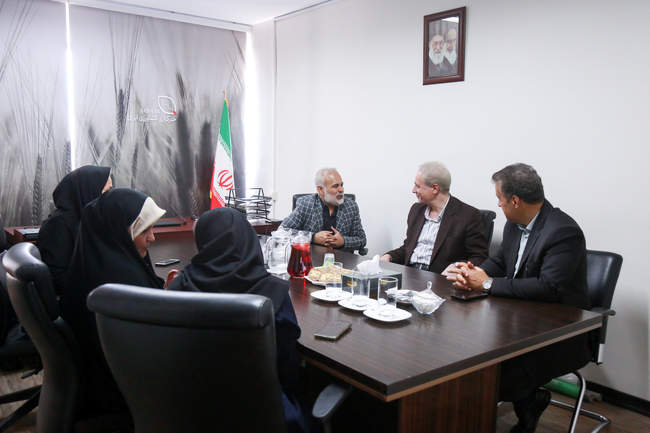 بازدید معاون وزیر جهاد کشاورزی از خبرگزاری کشاورزی ایران ایانا     