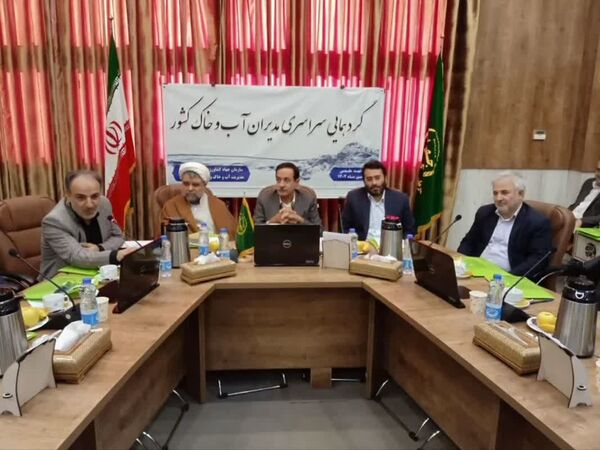 مکان‌محور کردن پروژه‌های آب و خاک بخش کشاورزی در دستور کار است/ تهیه پایلوت نقشه‌های مدیریت‌پذیر خاک در ۱۵ استان