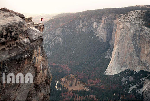 کوه‌نوردی در ارتفاع هزار فوتی کوه‌های کالیفرنیا