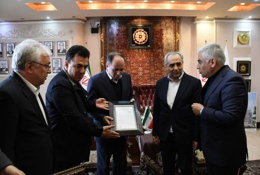 تجلیل استاندار آذربایجان شرقی و شهردار تبریز از وزیر جهاد کشاورزی 