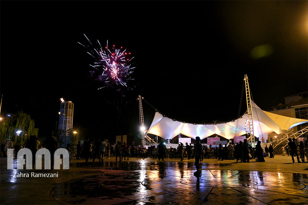  آبنمای موزیکال در شب عید غدیر