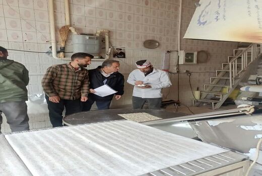 بازدید اکیپ تنظیم بازار از نانوایی ها و فروشگاه های بخش مرکزی شهرستان البرز