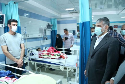 بازدید وزیر جهاد کشاورزی از بیمارستان ۱۰۳ تختخوابی شهرستان فارسان 