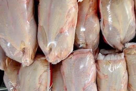 عرضه بر تقاضای گوشت مرغ پیشی می گیرد 