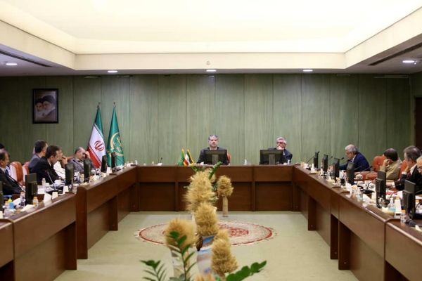 تامین، تولید و توزیع کالاهای اساسی در بهترین شرایط ممکن قرار دارد