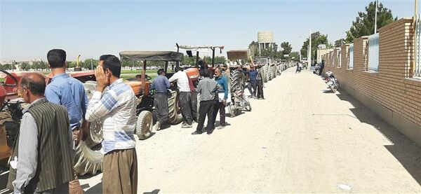 دستگاه ماشین آلات کشاورزی در سطح اصفهان