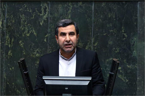 آقای اردکانیان، مشکل آب شرب و کشاورزی خوی را حل کنید