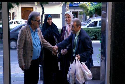 تلویزیون سرش را از تهران به سمت شهرستان‌ها بچرخاند