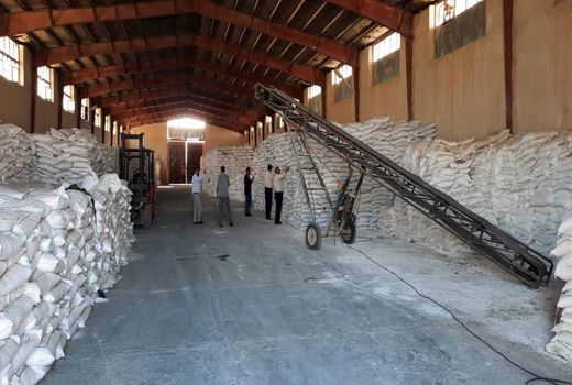 حدود ۷ هزار تن کود شیمایی در انبارهای شرکت خدمات حمایتی کشاورزی ایلام ذخیره است