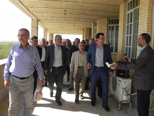 بازدید کانون جهادگران جهاد سازندگی از پروژه های بخش کشاورزی در شهرستانهای کاشان و آران و بیدگل