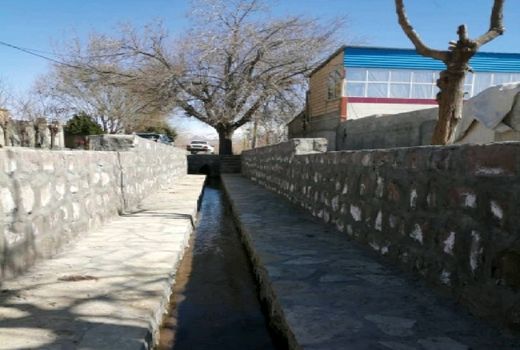 عملیات مرمت قنات روستای ولامدر شهرستان البرز اجرا شد