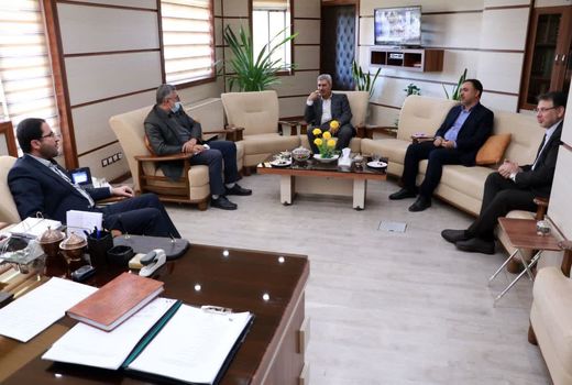 دیدار نماینده وزیر دفاع با رییس سازمان جهاد کشاورزی استان قزوین