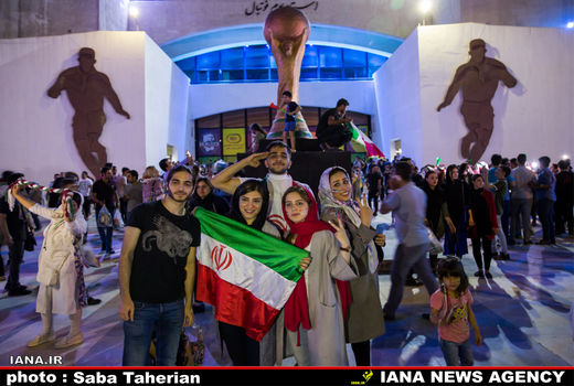 زیر ساخت‌ها برای ورود زنان به ورزشگاه آماده است