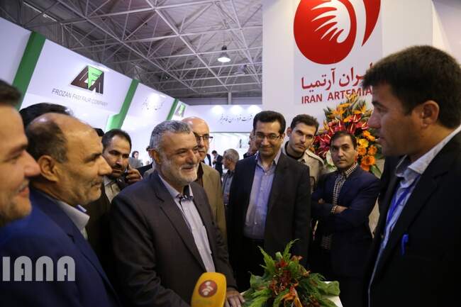 بازدید وزیر جهاد کشاورزی از چهارمین نمایشگاه بین المللی شیلات، آبزیان و غذاهای دریایی